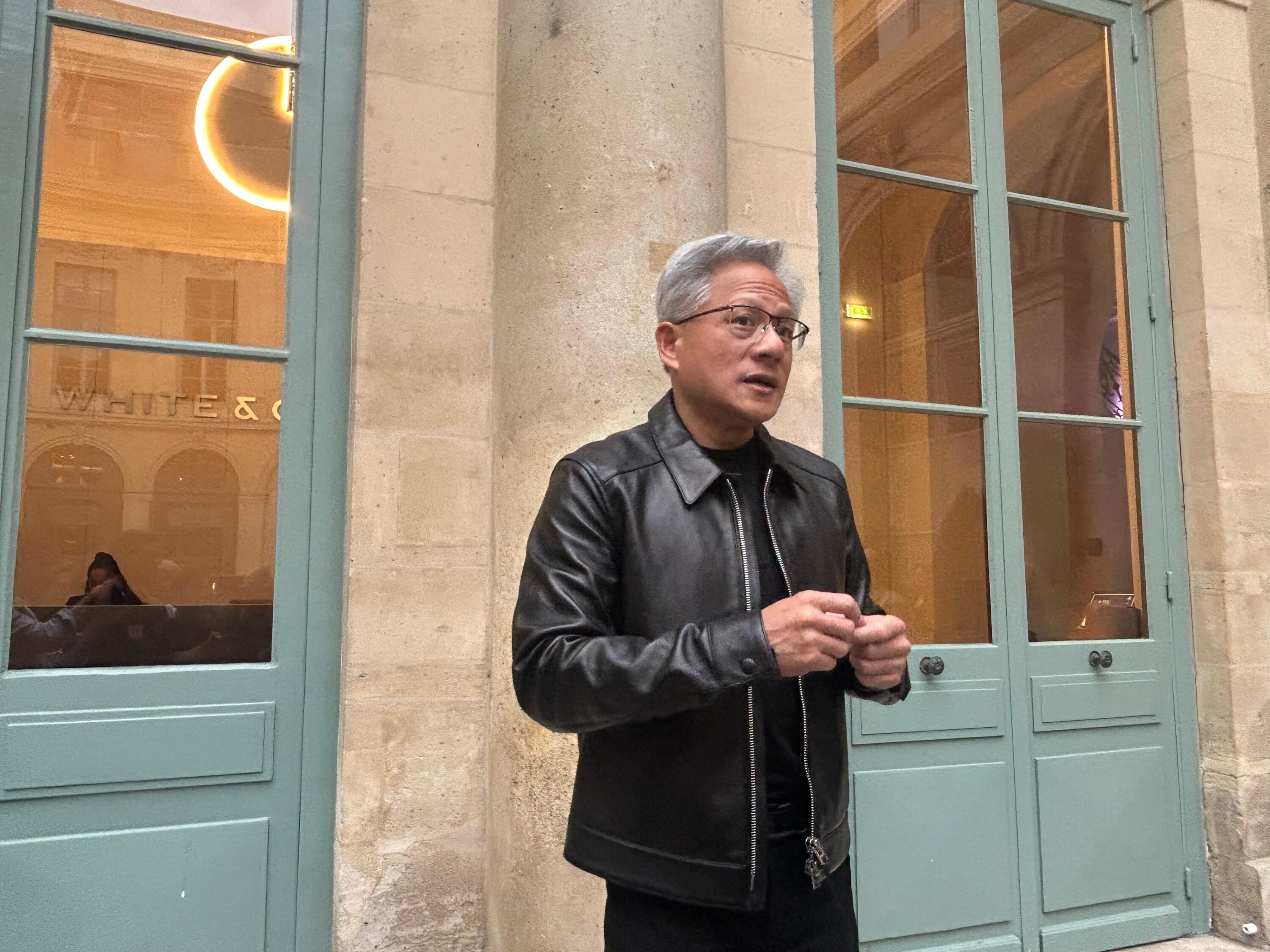 « L’IA est une formidable nouvelle pour l’Europe parce qu’elle remet les compteurs à zéro » : le message optimiste du PDG de Nvidia Jensen Huang à Paris